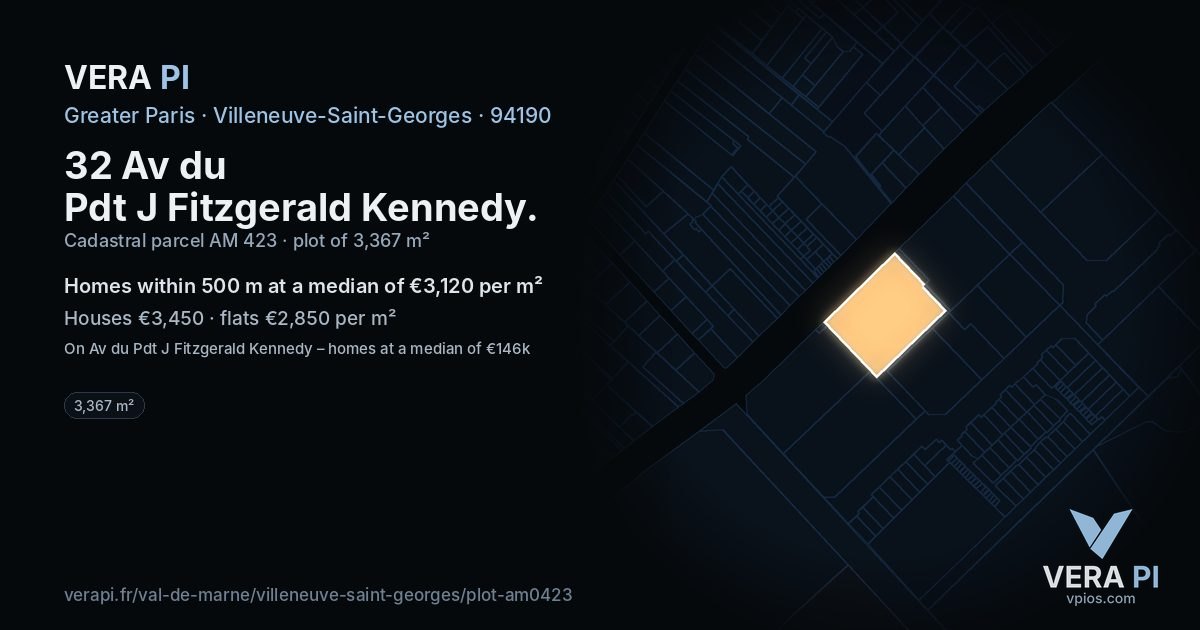 32 Av du Pdt J Fitzgerald Kennedy, Villeneuve-Saint-Georges at night – the plot lit, the parcels around coloured by the prices near them