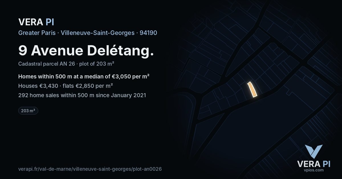 9 Avenue Delétang, Villeneuve-Saint-Georges at night – the plot lit, the parcels around coloured by the prices near them