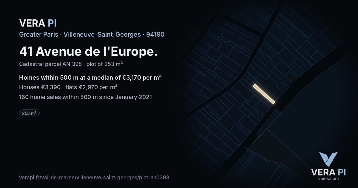 41 Avenue de l'Europe, Villeneuve-Saint-Georges at night – the plot lit, the parcels around coloured by the prices near them