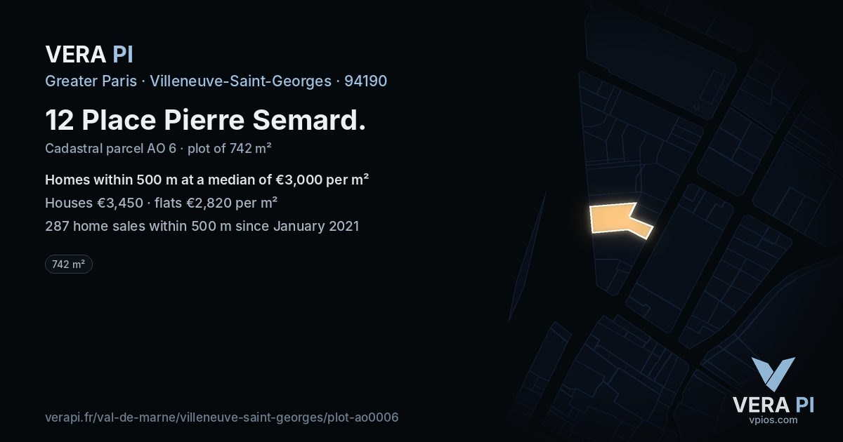 12 Place Pierre Semard, Villeneuve-Saint-Georges at night – the plot lit, the parcels around coloured by the prices near them