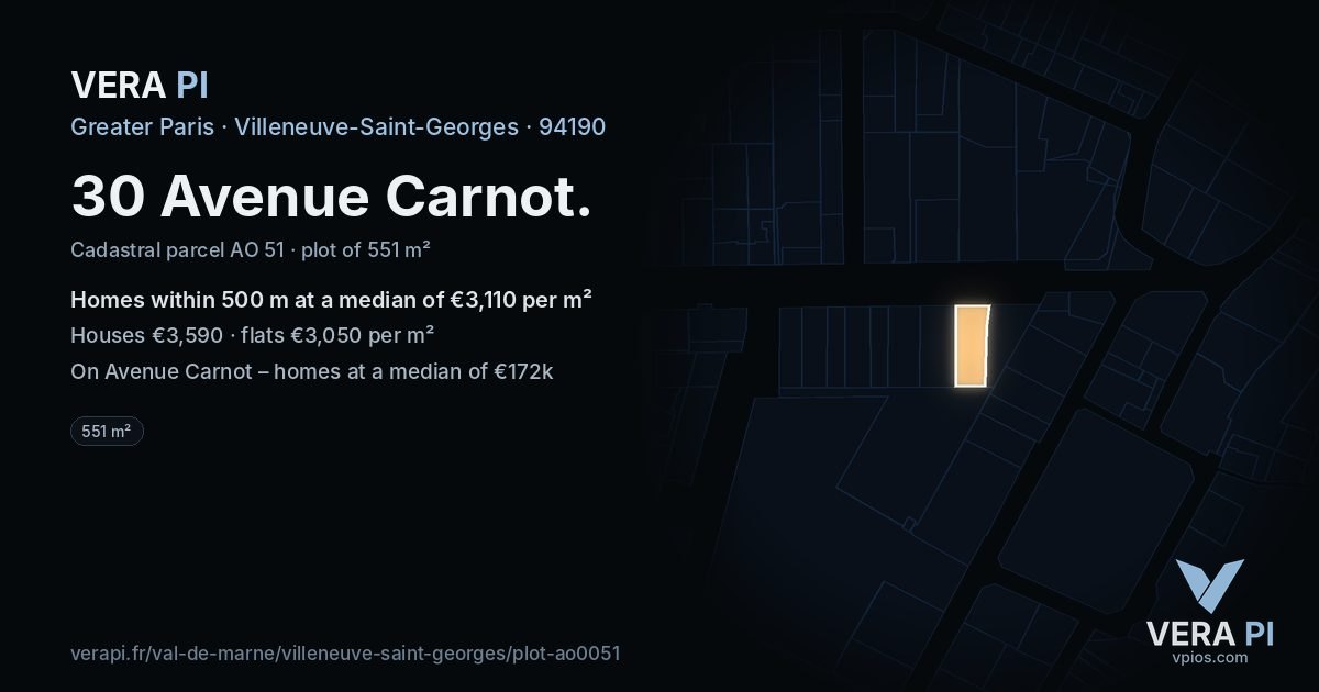 30 Avenue Carnot, Villeneuve-Saint-Georges at night – the plot lit, the parcels around coloured by the prices near them