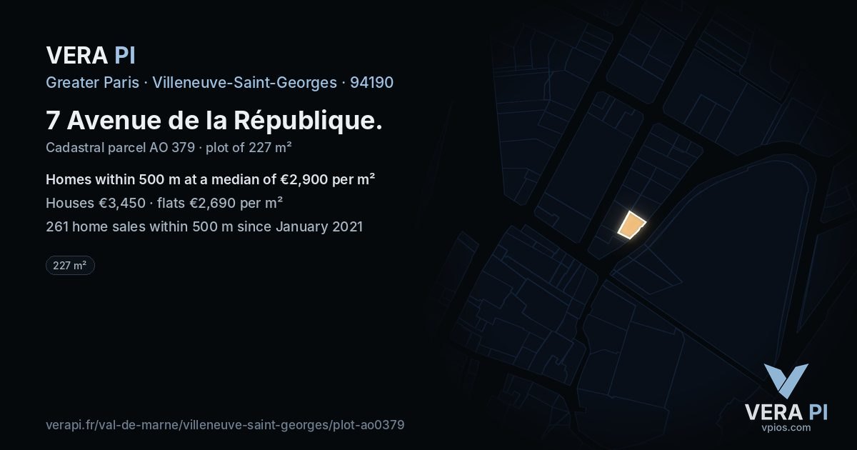 7 Avenue de la République, Villeneuve-Saint-Georges at night – the plot lit, the parcels around coloured by the prices near them