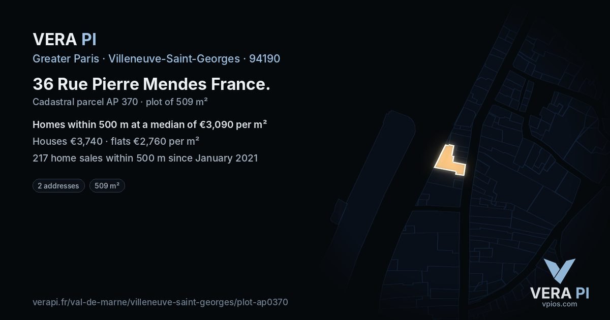 36 Rue Pierre Mendes France, Villeneuve-Saint-Georges at night – the plot lit, the parcels around coloured by the prices near them