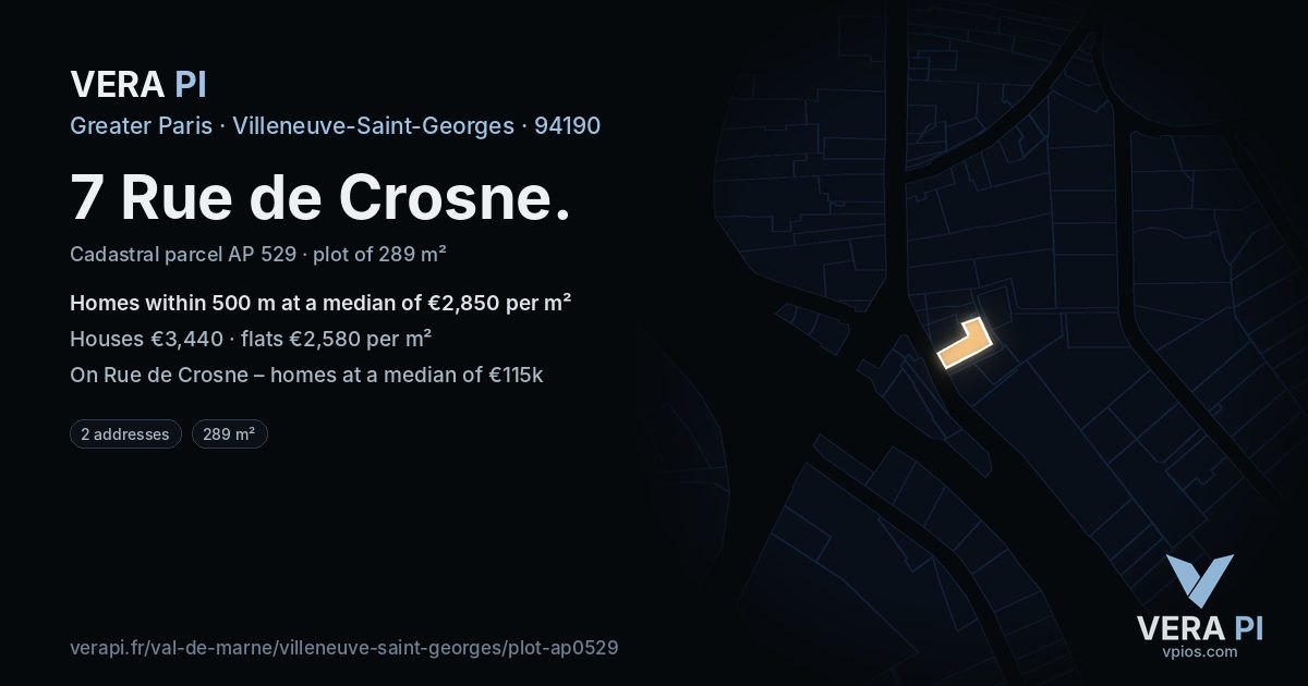7 Rue de Crosne, Villeneuve-Saint-Georges at night – the plot lit, the parcels around coloured by the prices near them