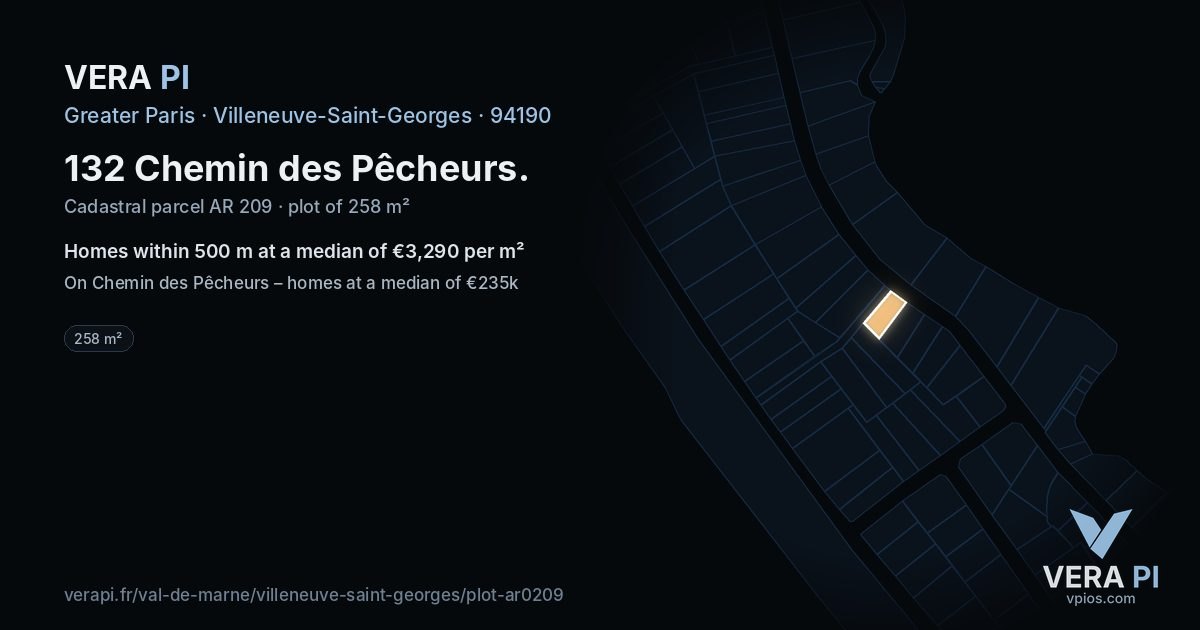 132 Chemin des Pêcheurs, Villeneuve-Saint-Georges at night – the plot lit, the parcels around coloured by the prices near them