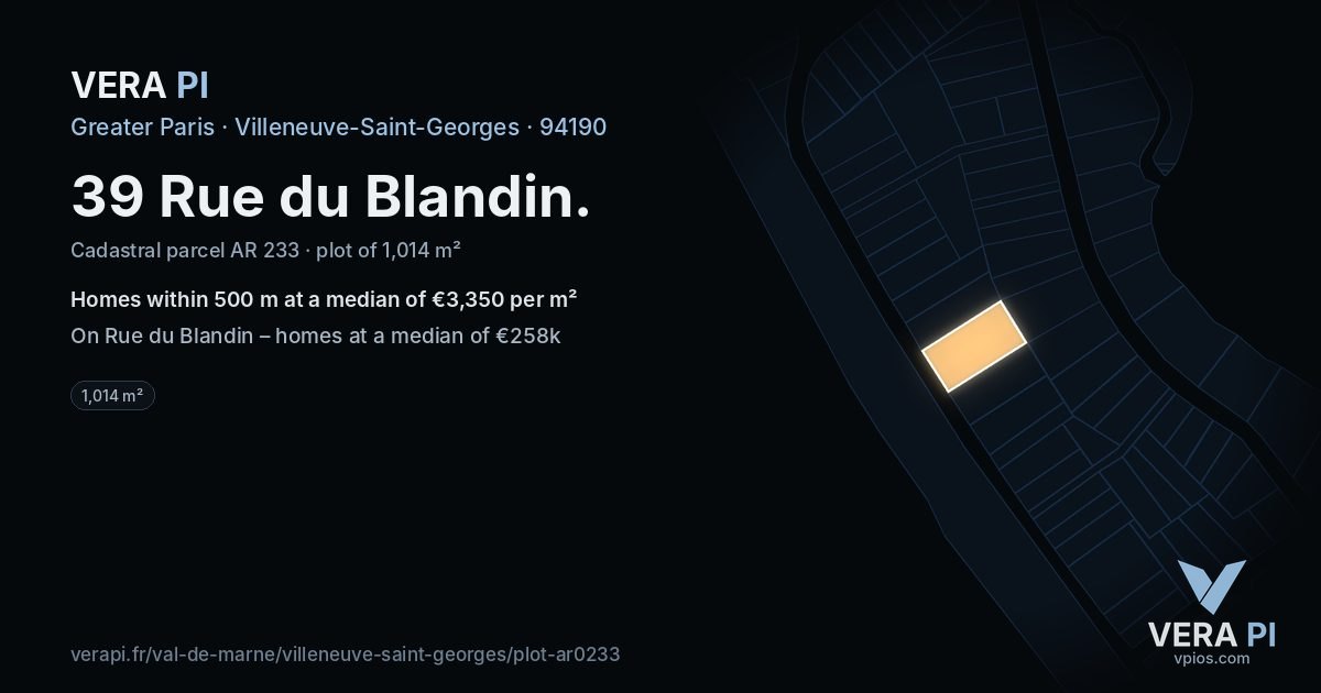 39 Rue du Blandin, Villeneuve-Saint-Georges at night – the plot lit, the parcels around coloured by the prices near them