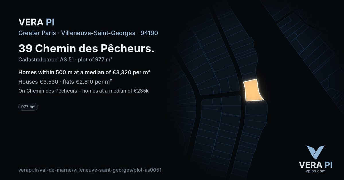 39 Chemin des Pêcheurs, Villeneuve-Saint-Georges at night – the plot lit, the parcels around coloured by the prices near them