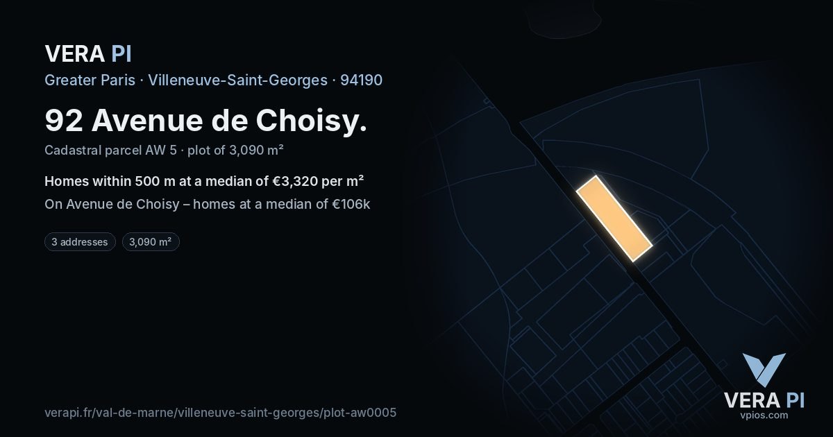 92 Avenue de Choisy, Villeneuve-Saint-Georges at night – the plot lit, the parcels around coloured by the prices near them