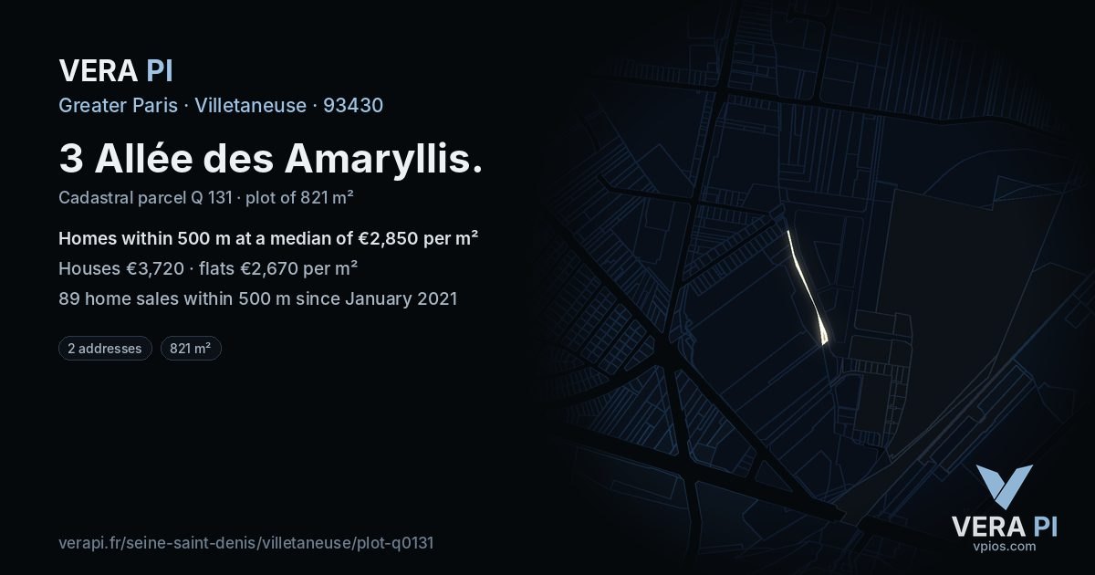 3 Allée des Amaryllis, Villetaneuse at night – the plot lit, the parcels around coloured by the prices near them