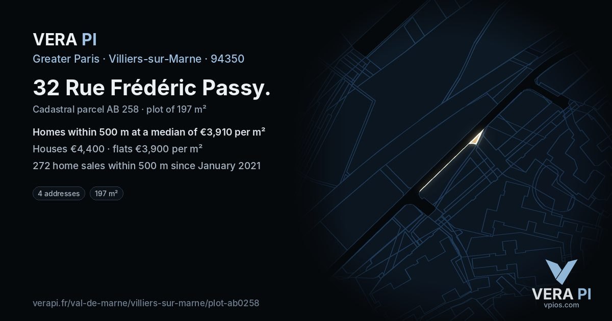 32 Rue Frédéric Passy, Villiers-sur-Marne at night – the plot lit, the parcels around coloured by the prices near them