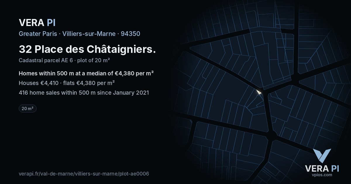 32 Place des Châtaigniers, Villiers-sur-Marne at night – the plot lit, the parcels around coloured by the prices near them