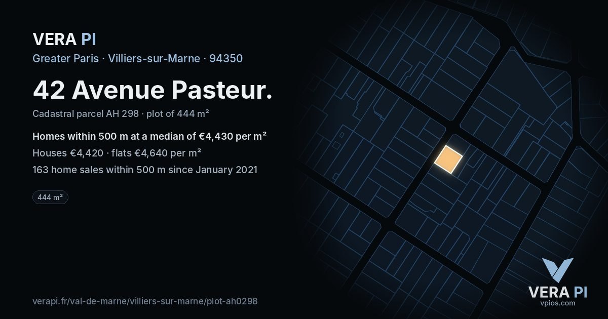 42 Avenue Pasteur, Villiers-sur-Marne at night – the plot lit, the parcels around coloured by the prices near them