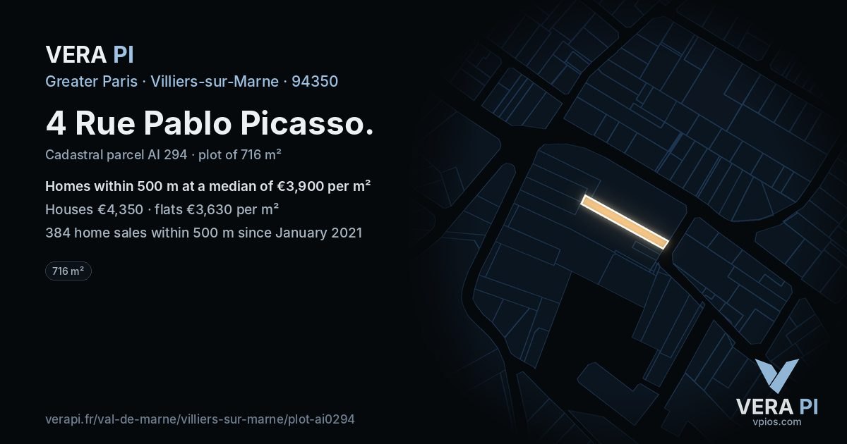 4 Rue Pablo Picasso, Villiers-sur-Marne at night – the plot lit, the parcels around coloured by the prices near them