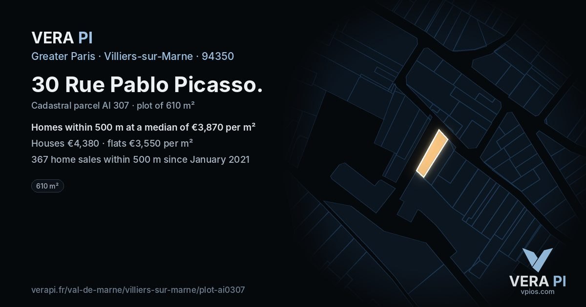 30 Rue Pablo Picasso, Villiers-sur-Marne at night – the plot lit, the parcels around coloured by the prices near them