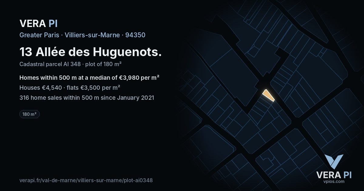 13 Allée des Huguenots, Villiers-sur-Marne at night – the plot lit, the parcels around coloured by the prices near them