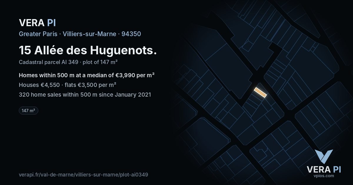 15 Allée des Huguenots, Villiers-sur-Marne at night – the plot lit, the parcels around coloured by the prices near them