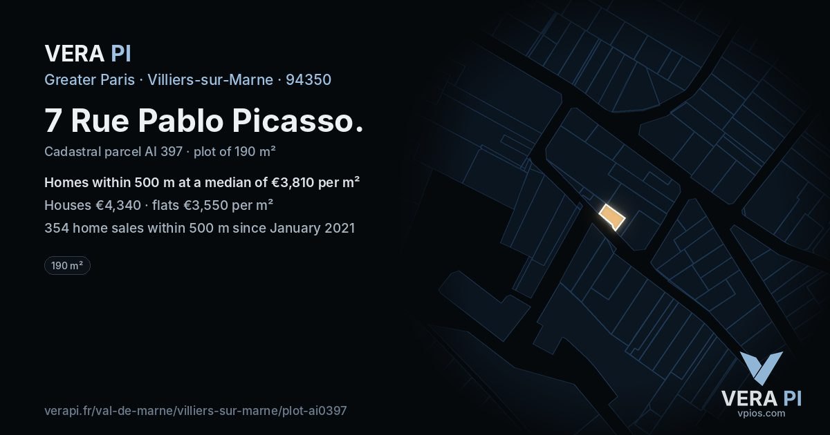 7 Rue Pablo Picasso, Villiers-sur-Marne at night – the plot lit, the parcels around coloured by the prices near them