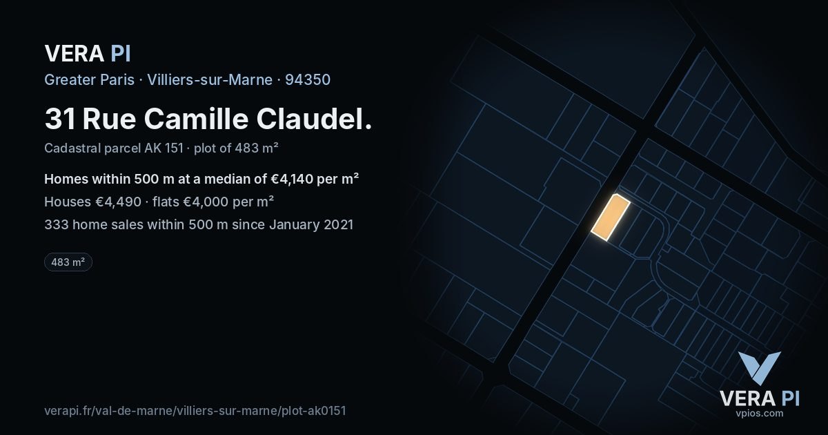 31 Rue Camille Claudel, Villiers-sur-Marne at night – the plot lit, the parcels around coloured by the prices near them
