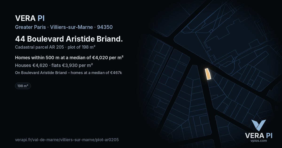 44 Boulevard Aristide Briand, Villiers-sur-Marne at night – the plot lit, the parcels around coloured by the prices near them