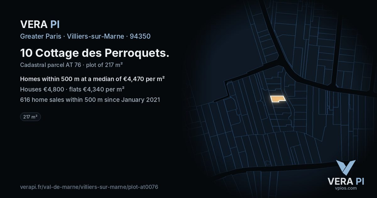 10 Cottage des Perroquets, Villiers-sur-Marne at night – the plot lit, the parcels around coloured by the prices near them