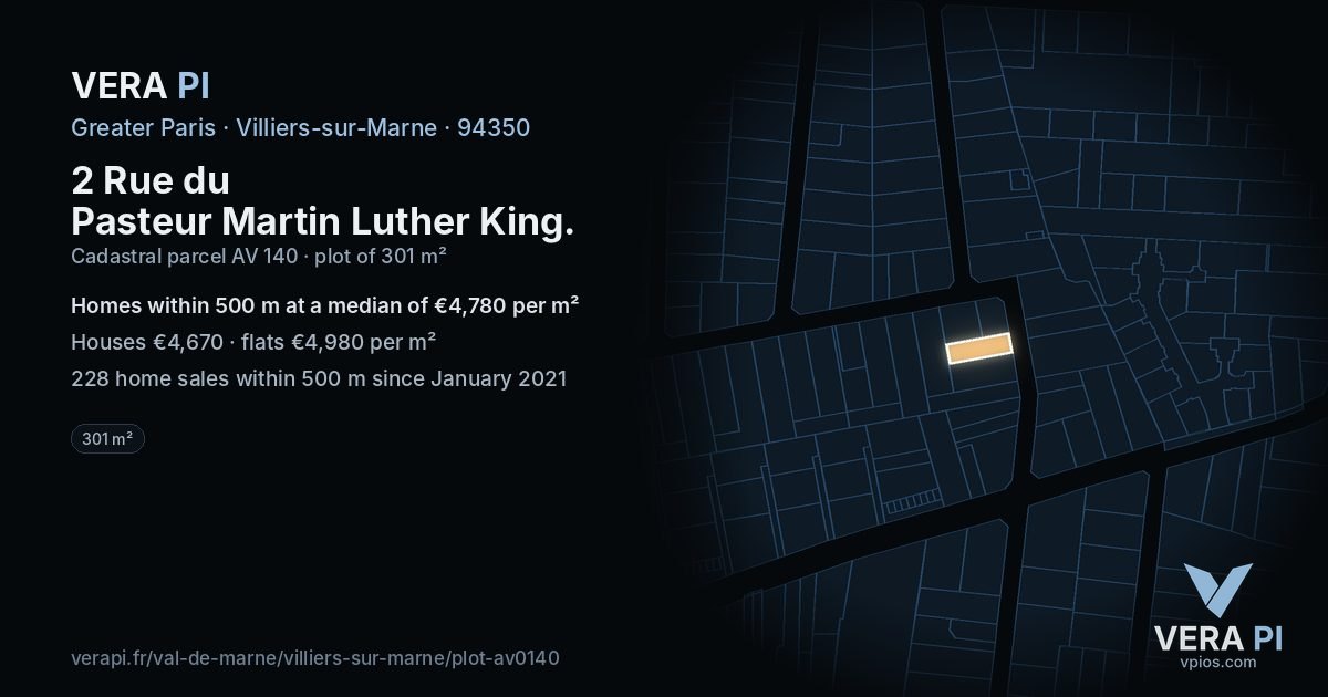 2 Rue du Pasteur Martin Luther King, Villiers-sur-Marne at night – the plot lit, the parcels around coloured by the prices near them