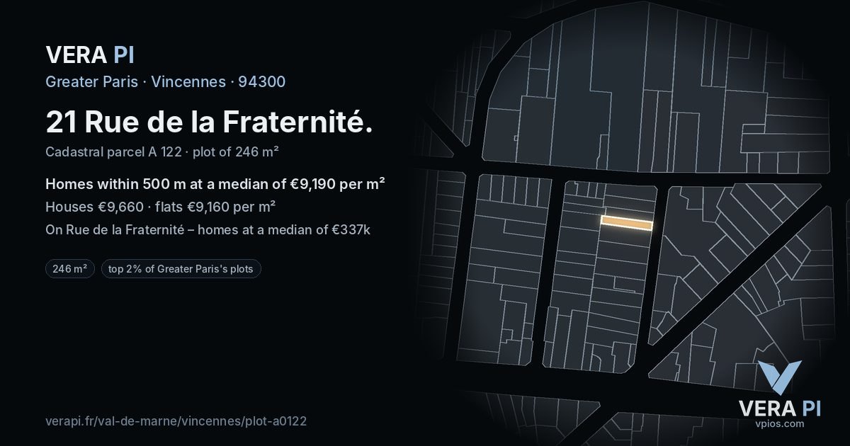 21 Rue de la Fraternité, Vincennes at night – the plot lit, the parcels around coloured by the prices near them