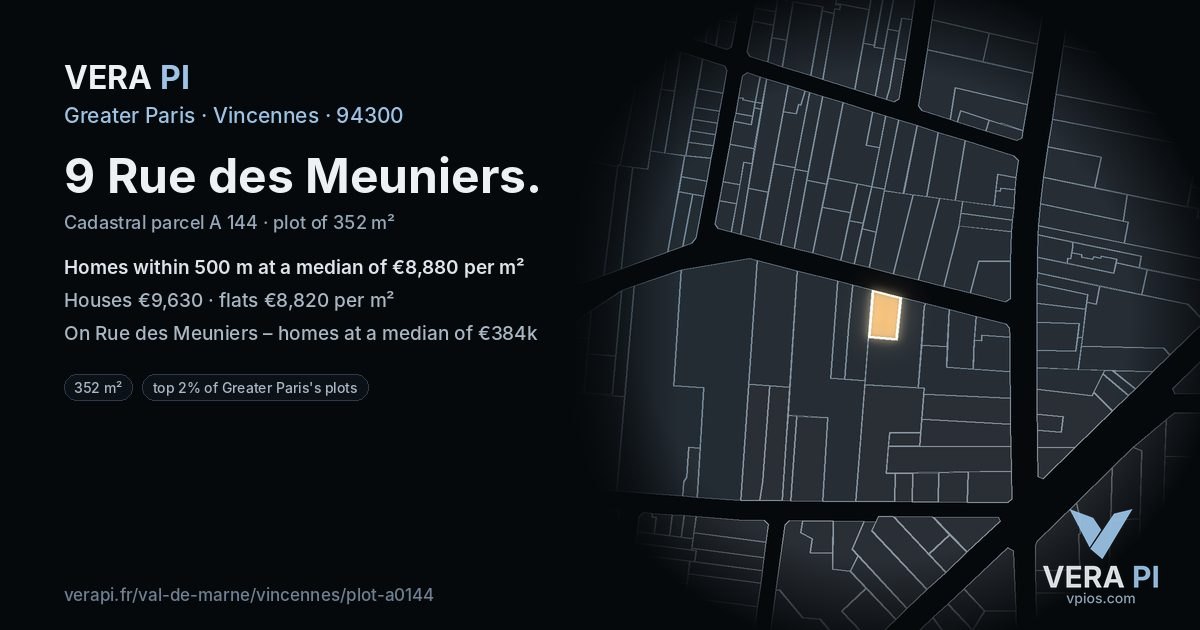 9 Rue des Meuniers, Vincennes at night – the plot lit, the parcels around coloured by the prices near them