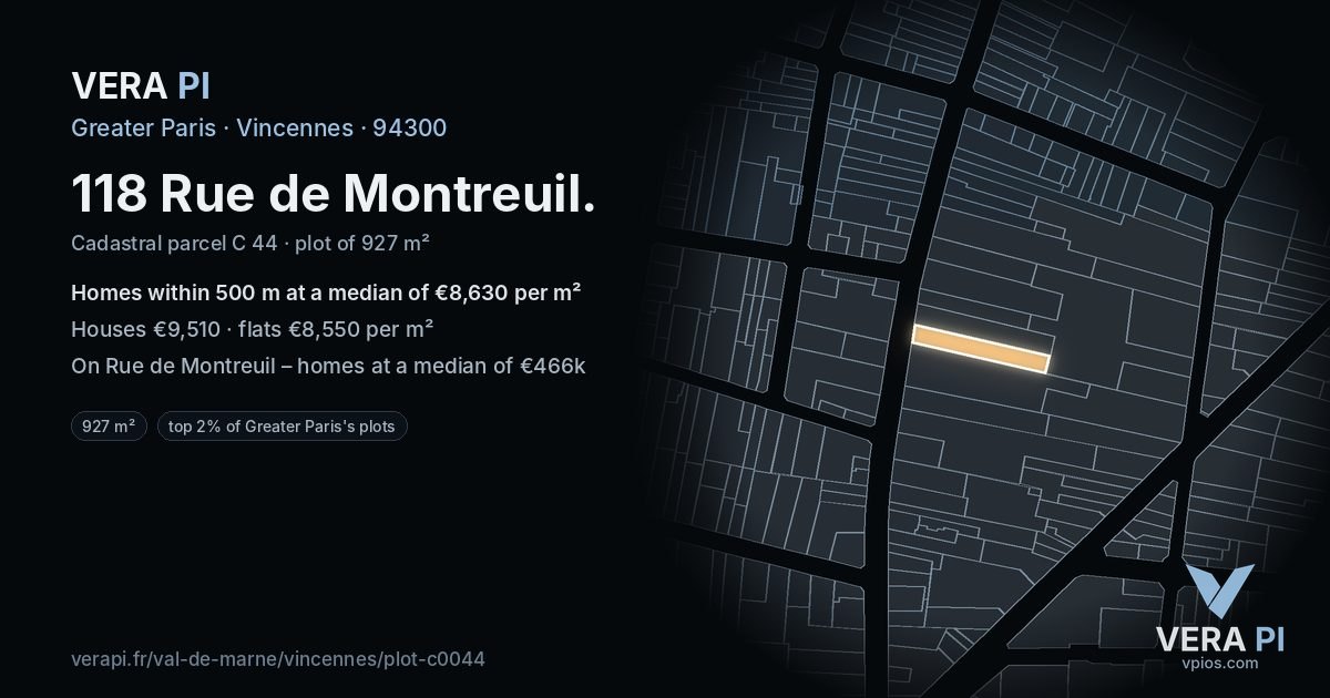 118 Rue de Montreuil, Vincennes at night – the plot lit, the parcels around coloured by the prices near them