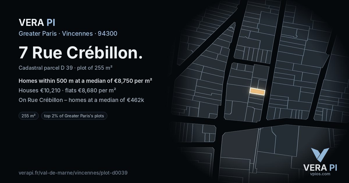 7 Rue Crébillon, Vincennes at night – the plot lit, the parcels around coloured by the prices near them