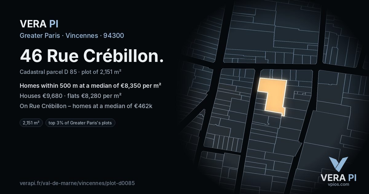 46 Rue Crébillon, Vincennes at night – the plot lit, the parcels around coloured by the prices near them