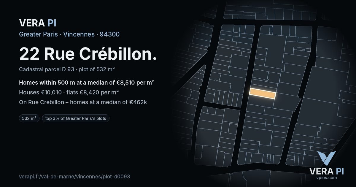22 Rue Crébillon, Vincennes at night – the plot lit, the parcels around coloured by the prices near them