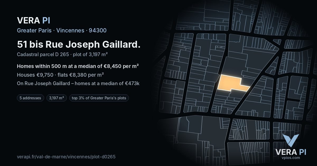 51 bis Rue Joseph Gaillard, Vincennes at night – the plot lit, the parcels around coloured by the prices near them