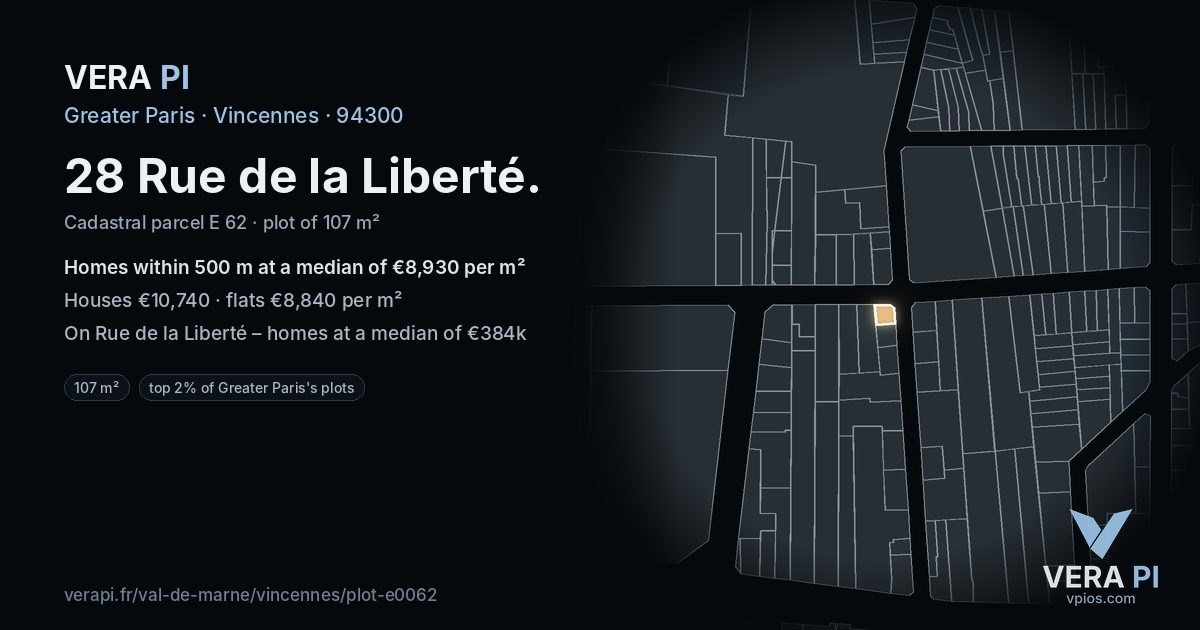 28 Rue de la Liberté, Vincennes at night – the plot lit, the parcels around coloured by the prices near them