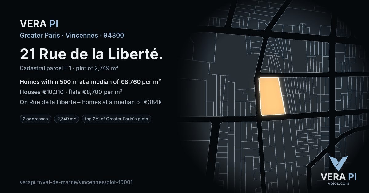 21 Rue de la Liberté, Vincennes at night – the plot lit, the parcels around coloured by the prices near them