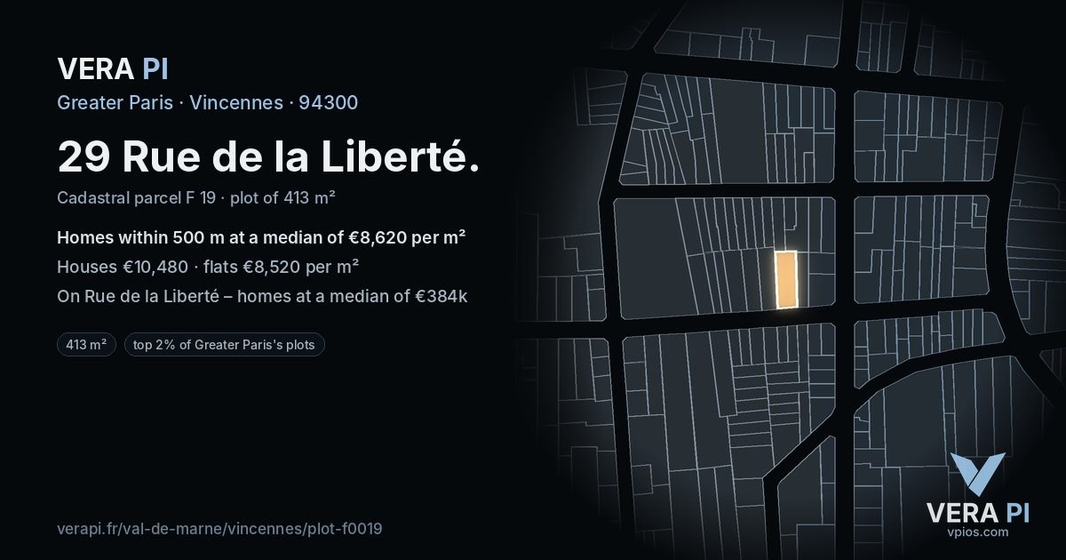 29 Rue de la Liberté, Vincennes at night – the plot lit, the parcels around coloured by the prices near them