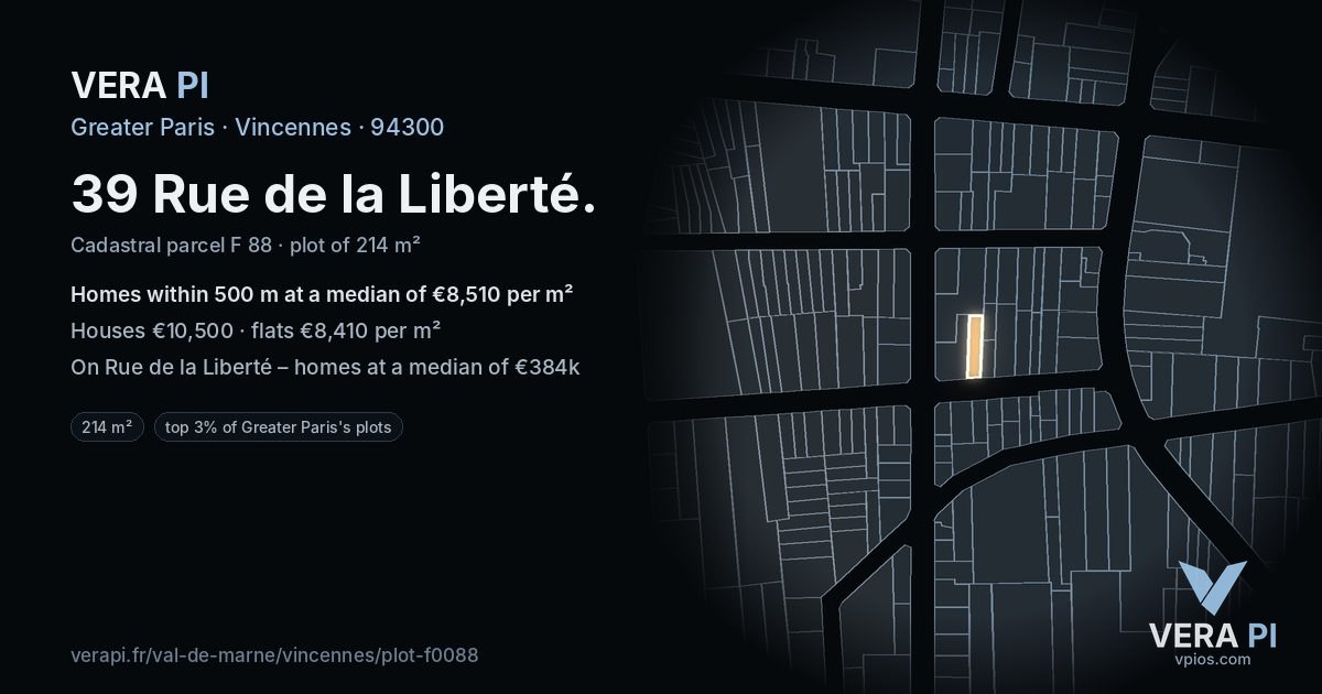 39 Rue de la Liberté, Vincennes at night – the plot lit, the parcels around coloured by the prices near them