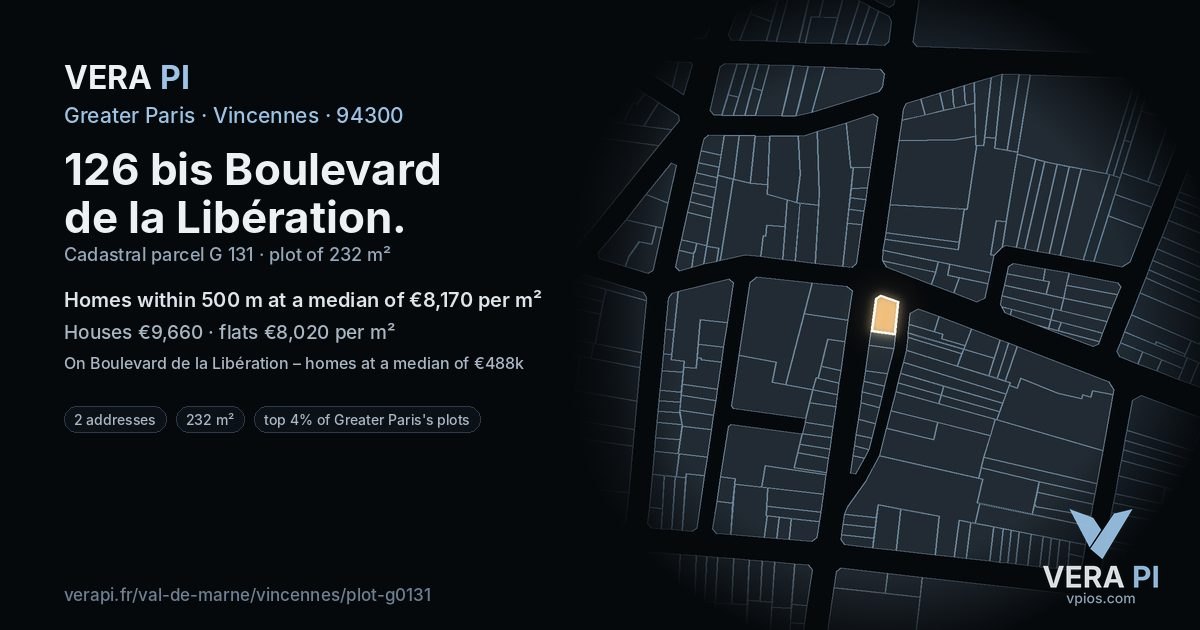 126 bis Boulevard de la Libération, Vincennes at night – the plot lit, the parcels around coloured by the prices near them