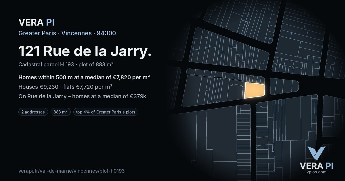 121 Rue de la Jarry, Vincennes at night – the plot lit, the parcels around coloured by the prices near them