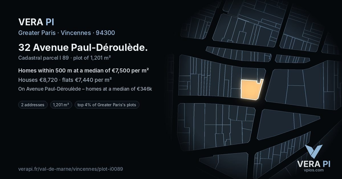 32 Avenue Paul-Déroulède, Vincennes at night – the plot lit, the parcels around coloured by the prices near them