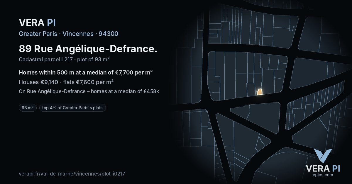 89 Rue Angélique-Defrance, Vincennes at night – the plot lit, the parcels around coloured by the prices near them
