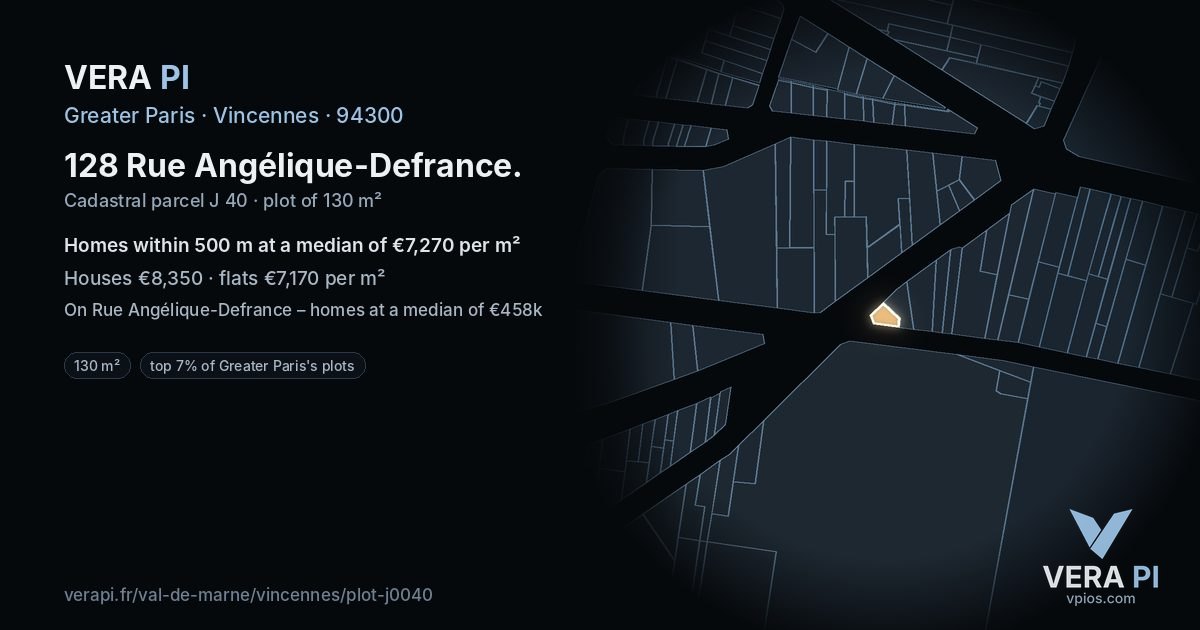 128 Rue Angélique-Defrance, Vincennes at night – the plot lit, the parcels around coloured by the prices near them