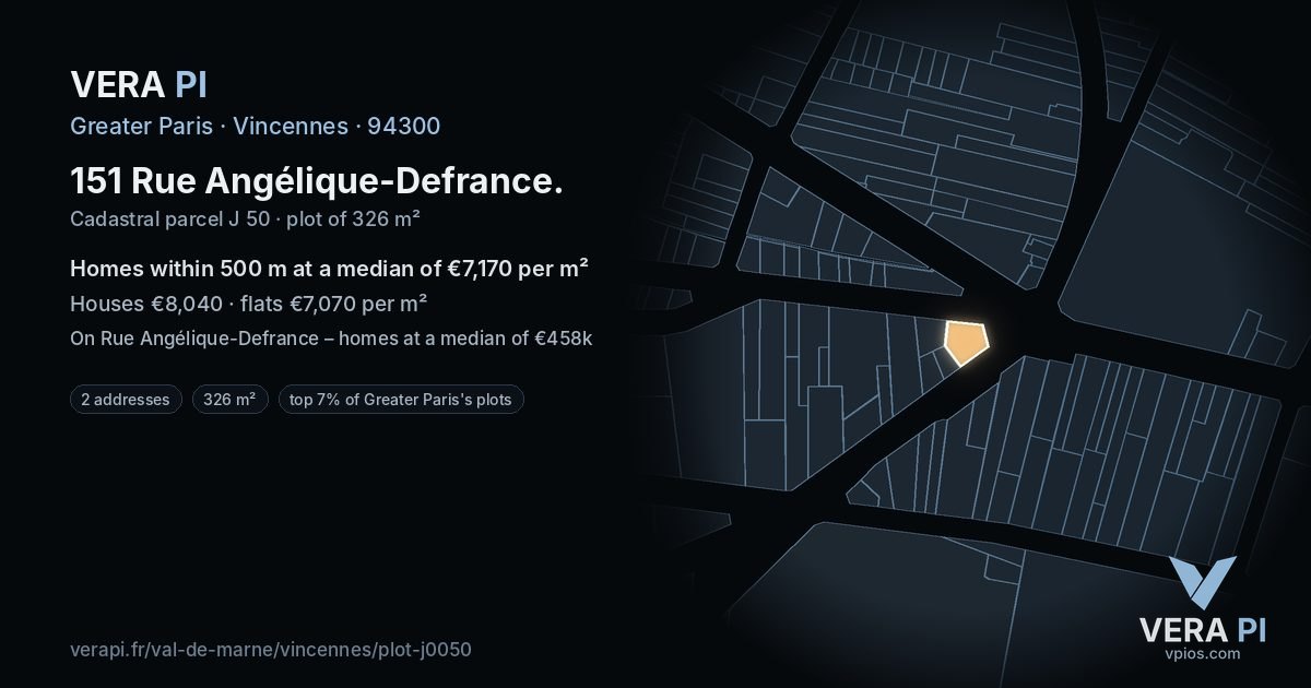 151 Rue Angélique-Defrance, Vincennes at night – the plot lit, the parcels around coloured by the prices near them