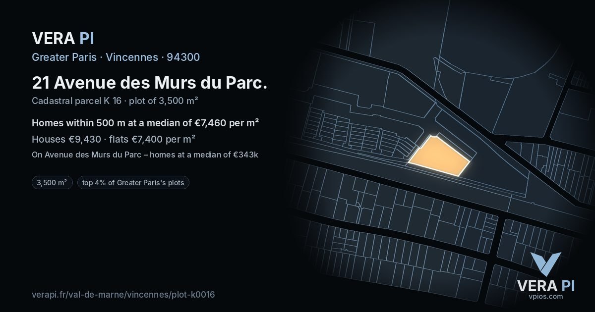 21 Avenue des Murs du Parc, Vincennes at night – the plot lit, the parcels around coloured by the prices near them