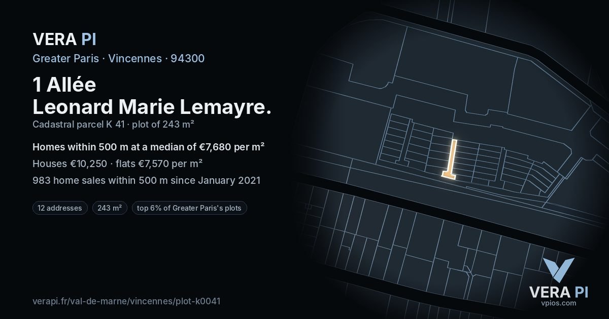 1 Allée Leonard Marie Lemayre, Vincennes at night – the plot lit, the parcels around coloured by the prices near them