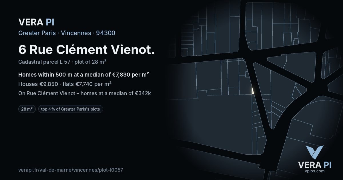 6 Rue Clément Vienot, Vincennes at night – the plot lit, the parcels around coloured by the prices near them