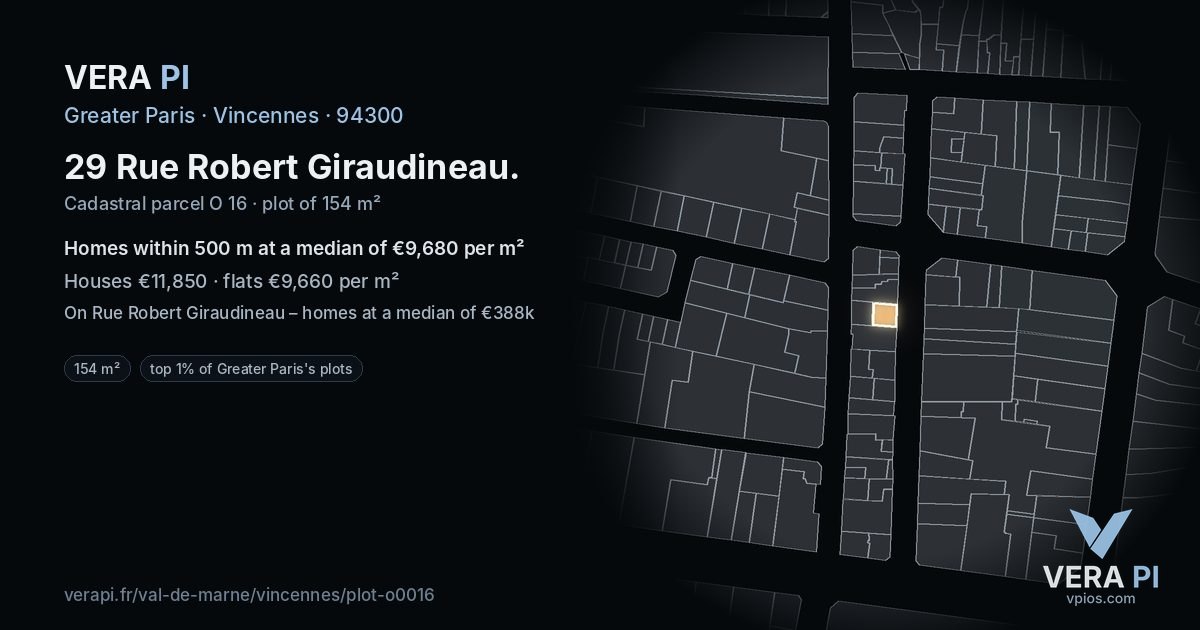 29 Rue Robert Giraudineau, Vincennes at night – the plot lit, the parcels around coloured by the prices near them
