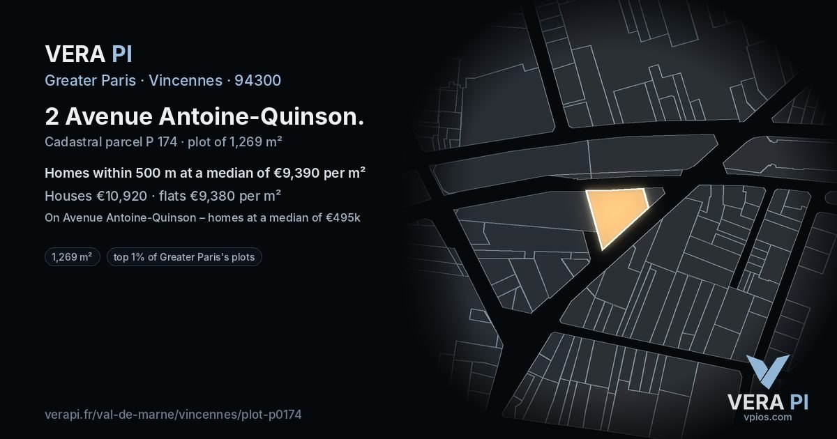2 Avenue Antoine-Quinson, Vincennes at night – the plot lit, the parcels around coloured by the prices near them
