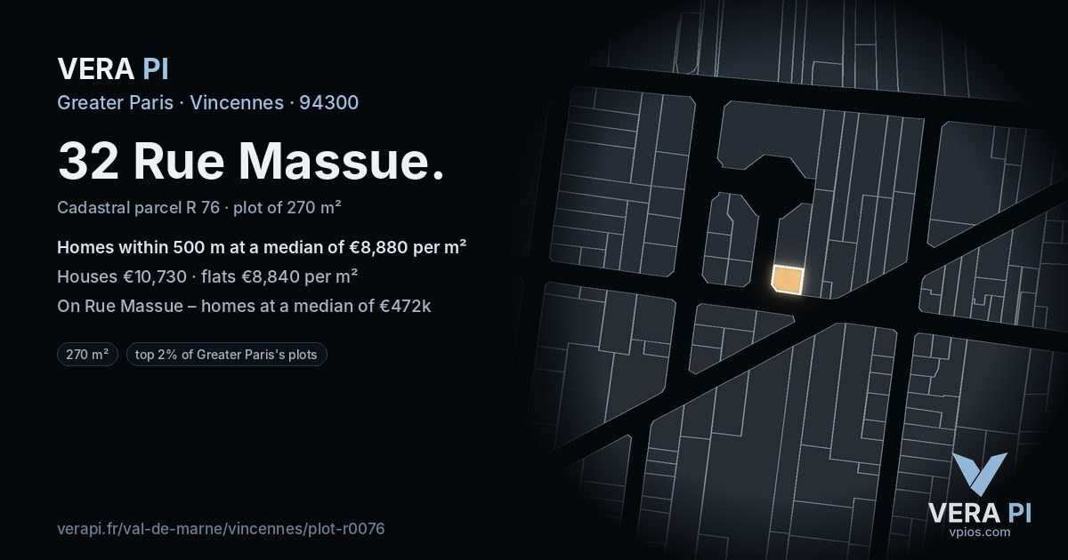 32 Rue Massue, Vincennes at night – the plot lit, the parcels around coloured by the prices near them