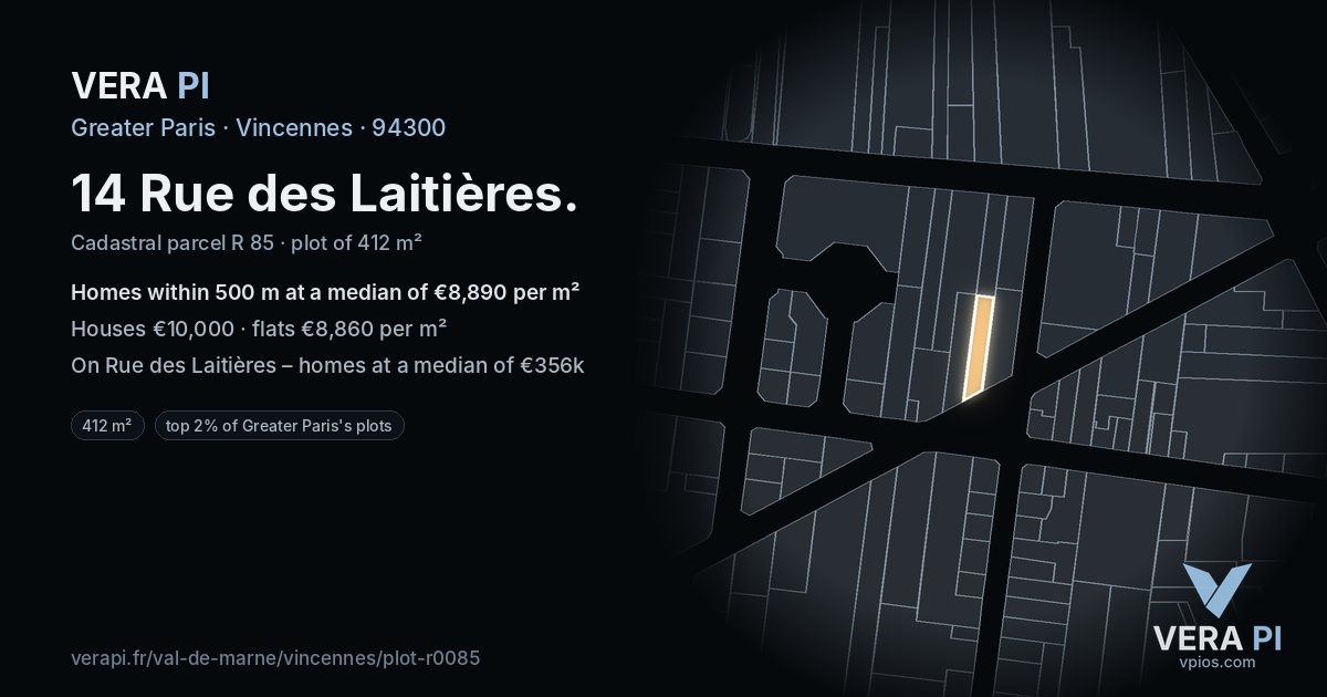 14 Rue des Laitières, Vincennes at night – the plot lit, the parcels around coloured by the prices near them