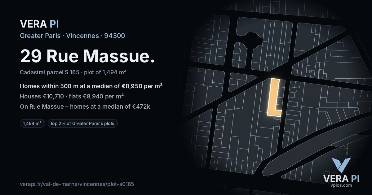 29 Rue Massue, Vincennes at night – the plot lit, the parcels around coloured by the prices near them